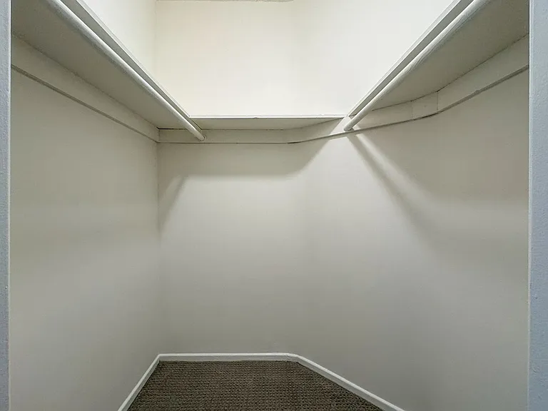 1644 Electric Ave #4 — Photo 8
