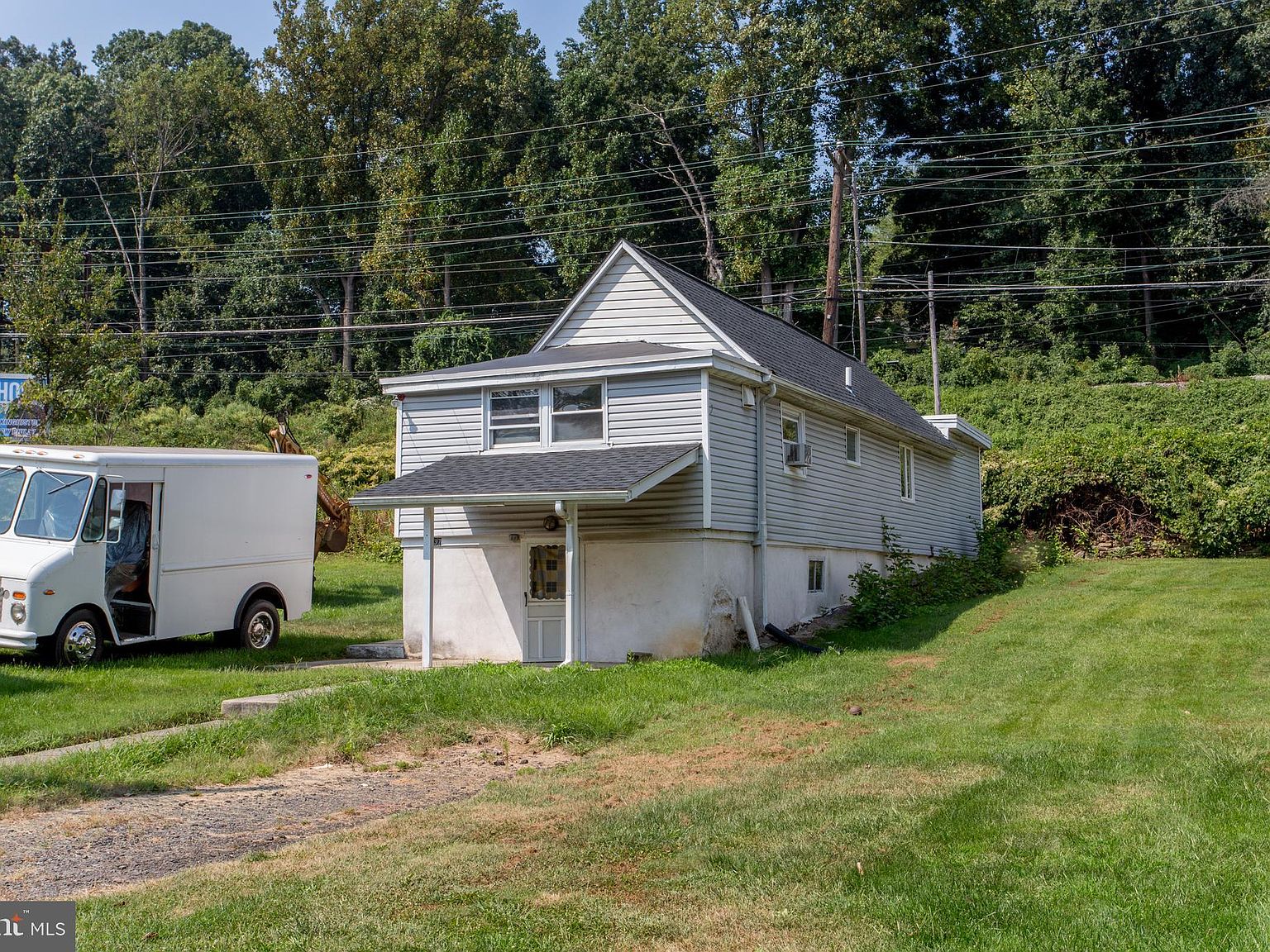 1637 W Lincoln Hwy, Langhorne, PA 19047 | Zillow