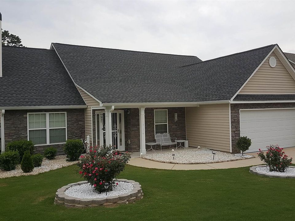 1st image of 1348 River Club Dr NE