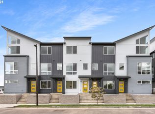 17121 SW Albatross Ln, Beaverton, OR 97007