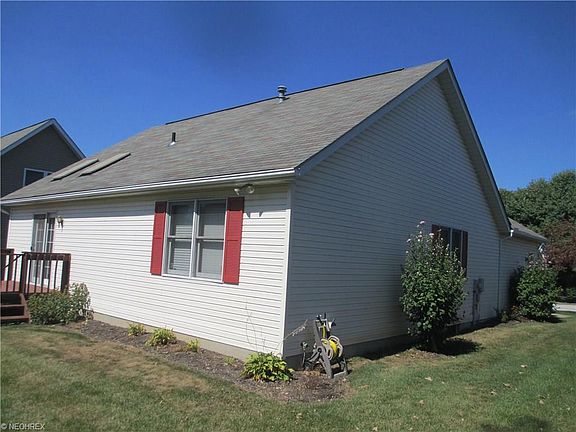 5th image of 3136 Pondview Dr