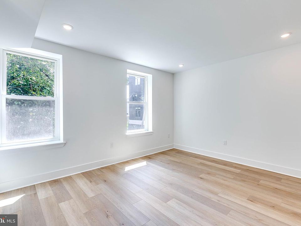 1st image of 4327 Baltimore Ave #3