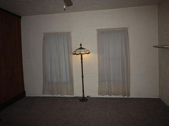 3rd image of 193 Van Buren St E