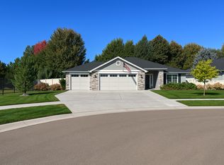 327 N Bursera Ave, Eagle, ID 83616