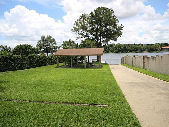 2nd image of 2620 Cara Lynn Way
