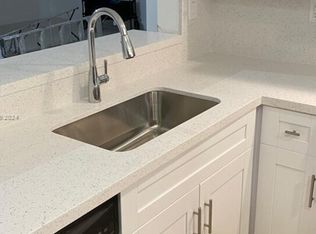 8500 SW 212th St APT 112, Cutler Bay, FL 33189