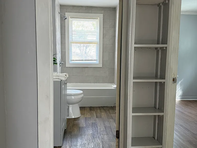 8 Rogers Pl — Photo 10