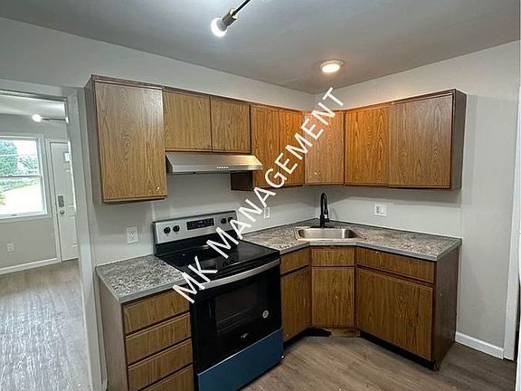 5th image of 114 N Rebecca Ave APT 4