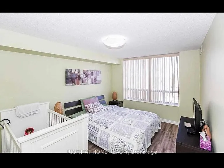 55 Strathaven Dr #604 — Photo 10