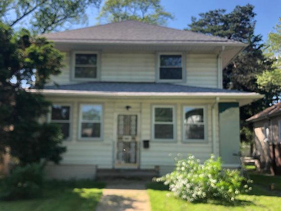 2nd image of 10920 S Hermosa Ave