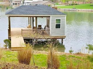 17 Waverly Ct, Moneta, VA 24121