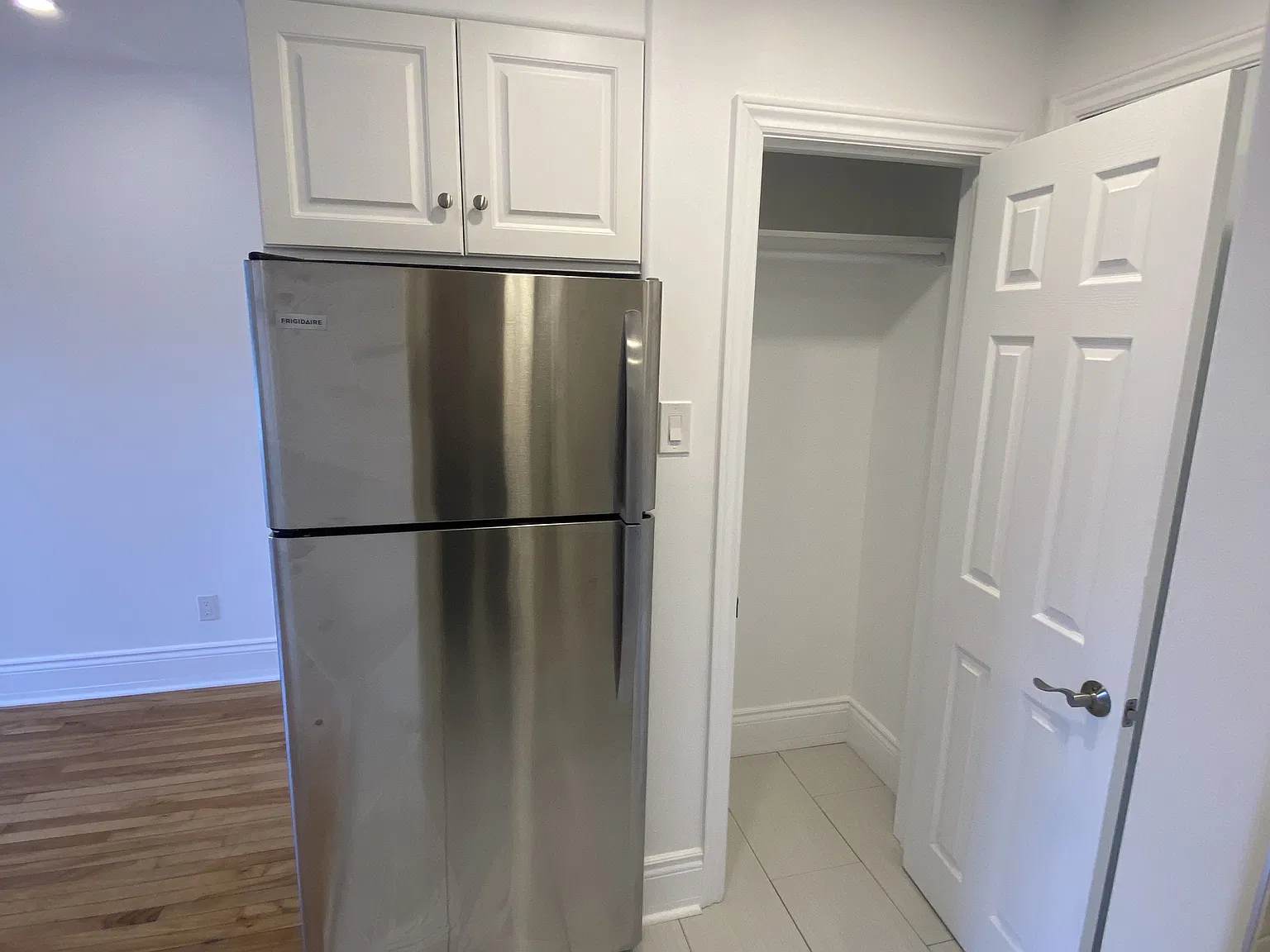 Studio, 300 sqft, $1,395 — Photo 2