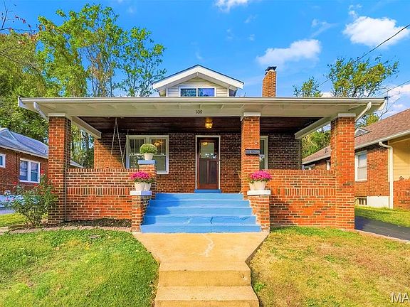 2nd image of 109 Lawrence Ave