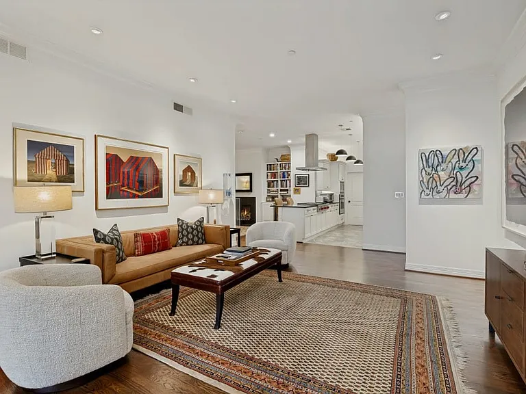 2828 Hood St #801 — Photo 3