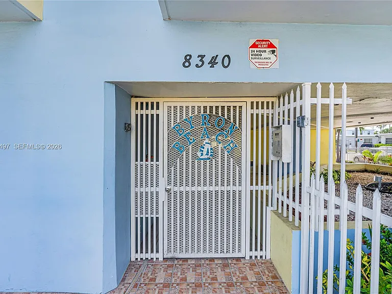 8340 Harding Ave #201 — Photo 10