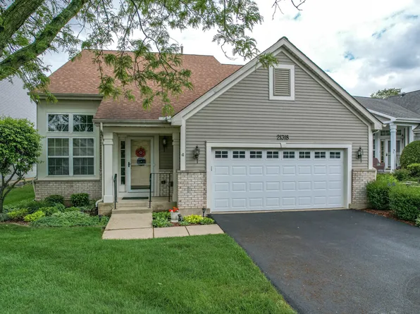 21318 W Redwood Dr, Plainfield, IL 60544