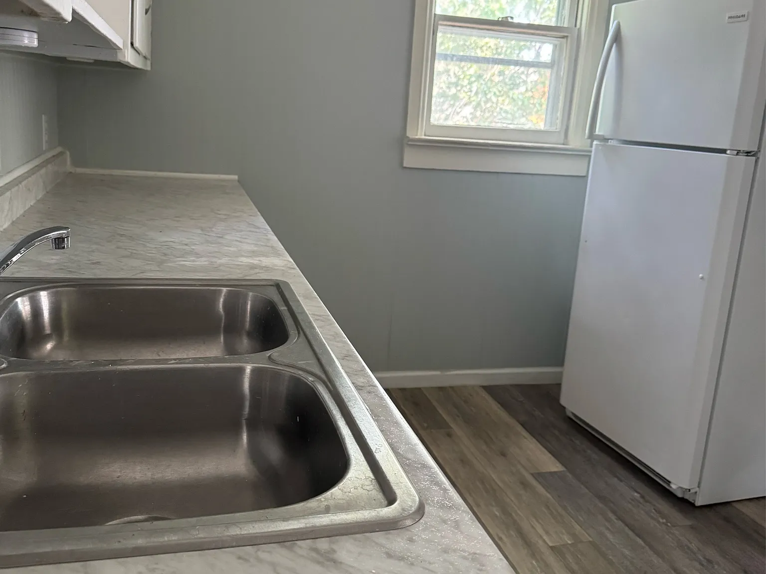 312 Expense Street - 2 — Photo 3
