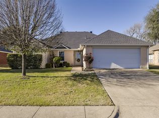 603 Columbia Ave, Waxahachie, TX