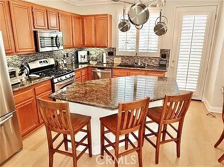 1566 Plymouth Ln — Photo 7