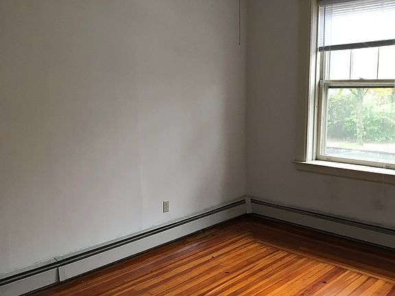 3rd image of 1285 Ella T Grasso Blvd