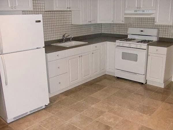 2nd image of 160 Franklin St #162B