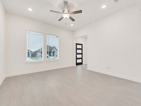 02_Eastholme Representative Photo