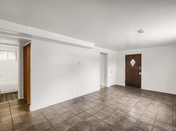 denver-colorado-129901901 picture