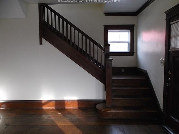 3rd image of 1700 Cliffview Ave