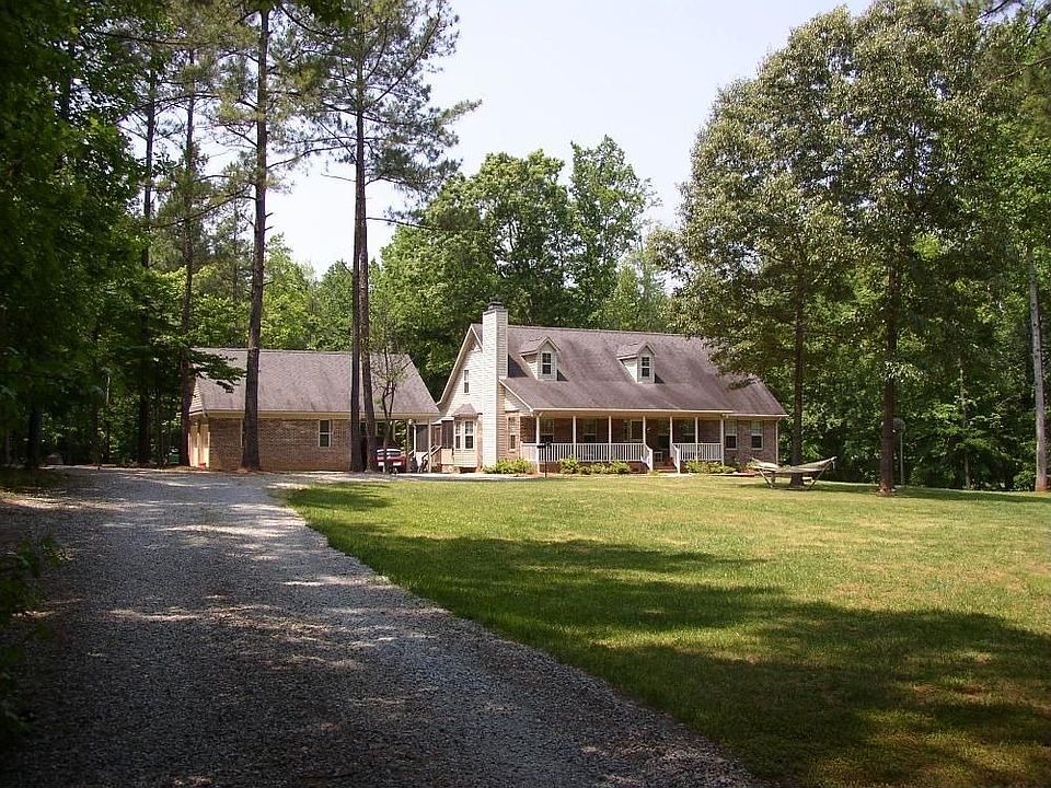 1st image of 2820 Canter Dr