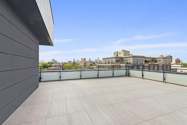 Rented by Compass | media 24