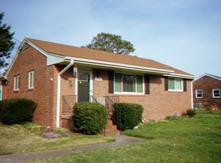 302 Sequoia Rd, Portsmouth, VA 23701