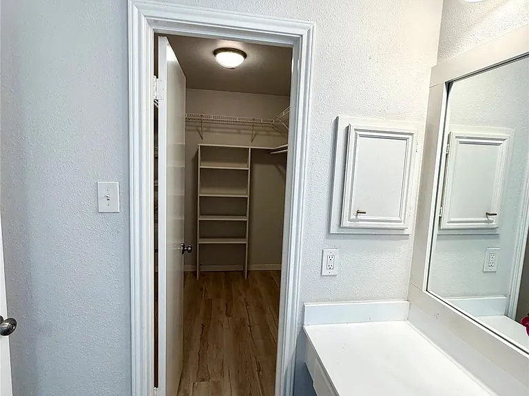 19114 Indian Grass Dr — Photo 10