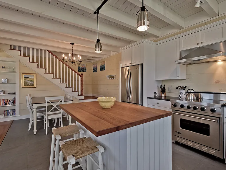 2 Tucker Ln — Photo 15