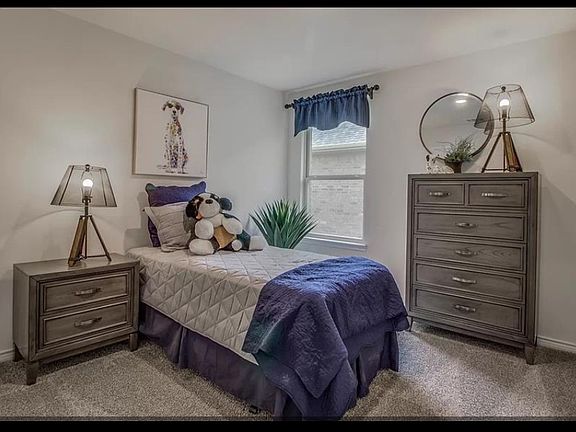 5th image of 6413 Yorkdale St