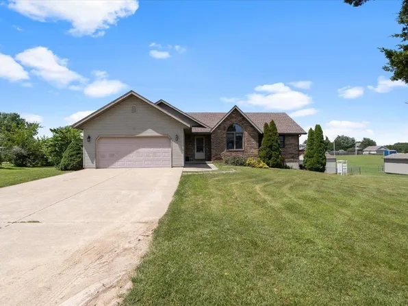 731 E Fremont Rd, Lebanon, MO 65536