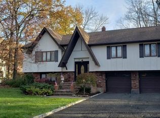 33 Charles St, Stanhope, NJ 07874