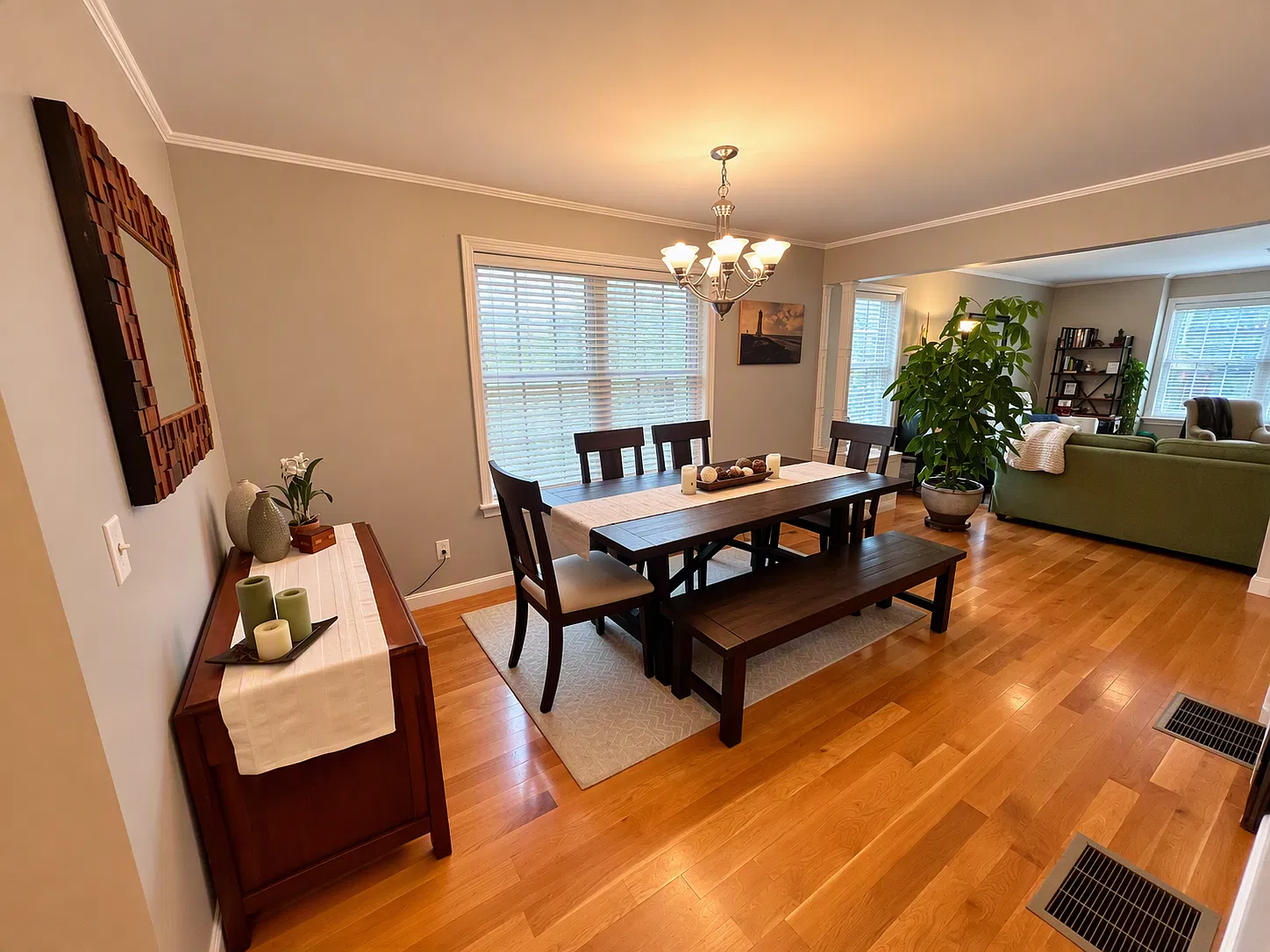 2 bed, 2.5 bath, 1300 sqft, $3,800 — Photo 2