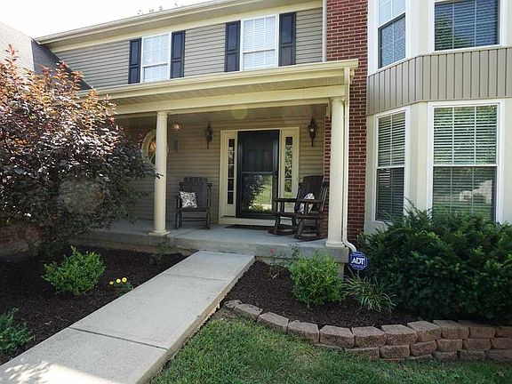 3rd image of 545 Panzeretta Dr
