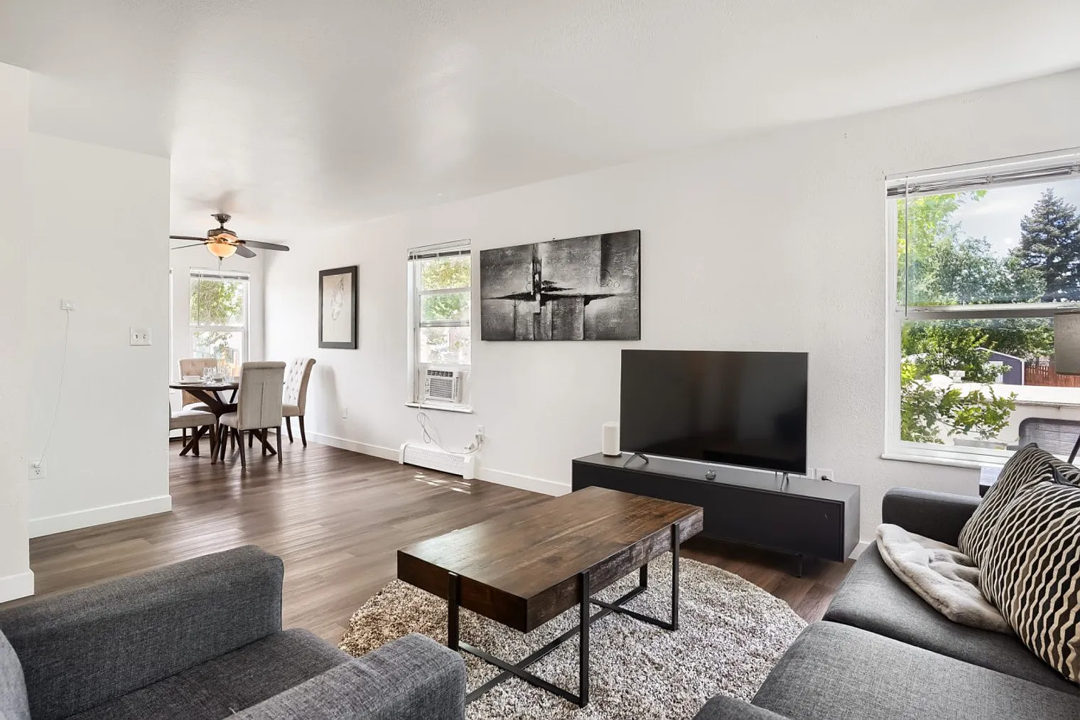 3 bed, 2.0 bath, $5,083 — Photo 2