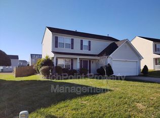 5133 Avening Ct, Charlotte, NC 28215