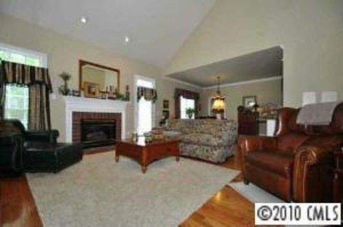 5th image of 7119 Chameroy Ct