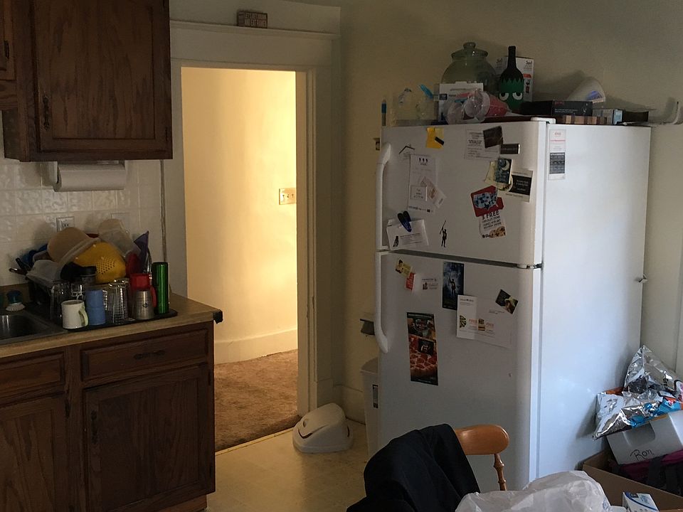 1st image of 448 Stewart St APT 1