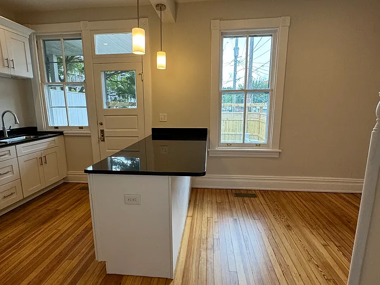 2711 Floyd Ave #B — Photo 20