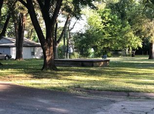 522 E Arbor St, Mulvane, KS 67110