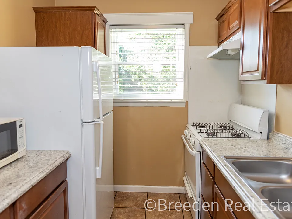 239 Maple St #202-A