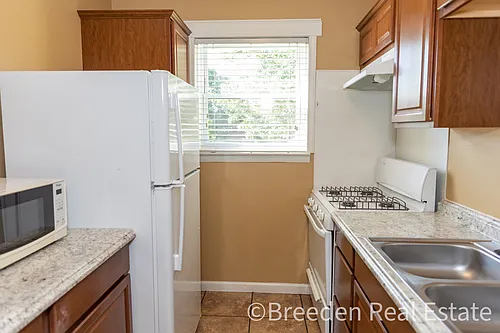 239 Maple St Photo 1