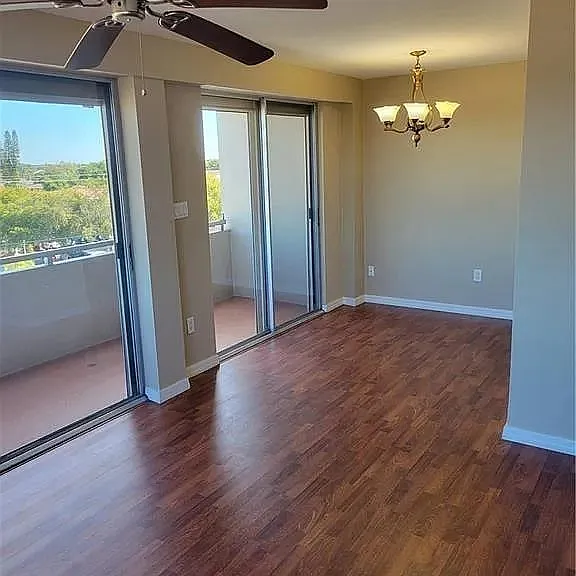 4803 Sunset Ct #402 — Photo 5