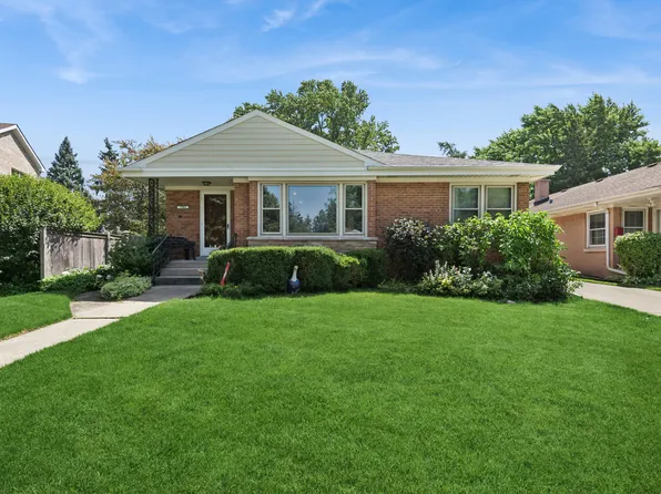 1901 Newton Ave, Park Ridge, IL 60068