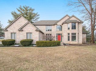 50889 Ashford Ln, Granger, IN 46530