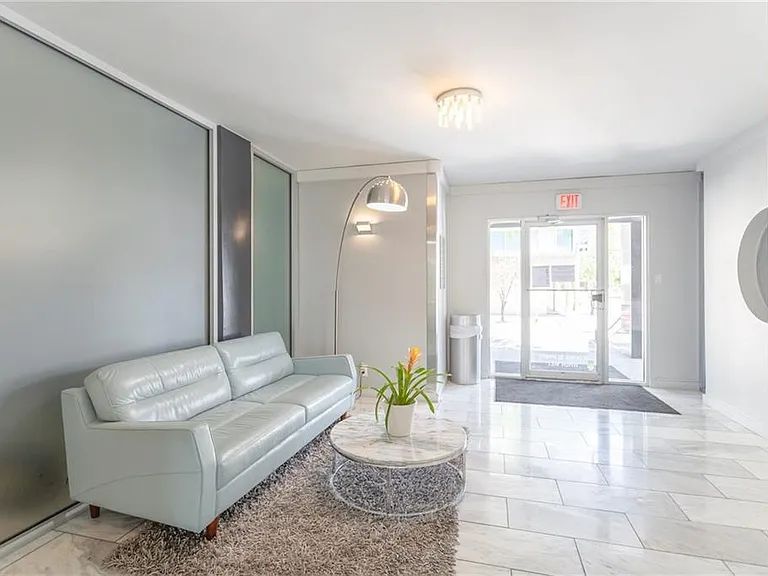 1212 Guadalupe St #705 — Photo 24